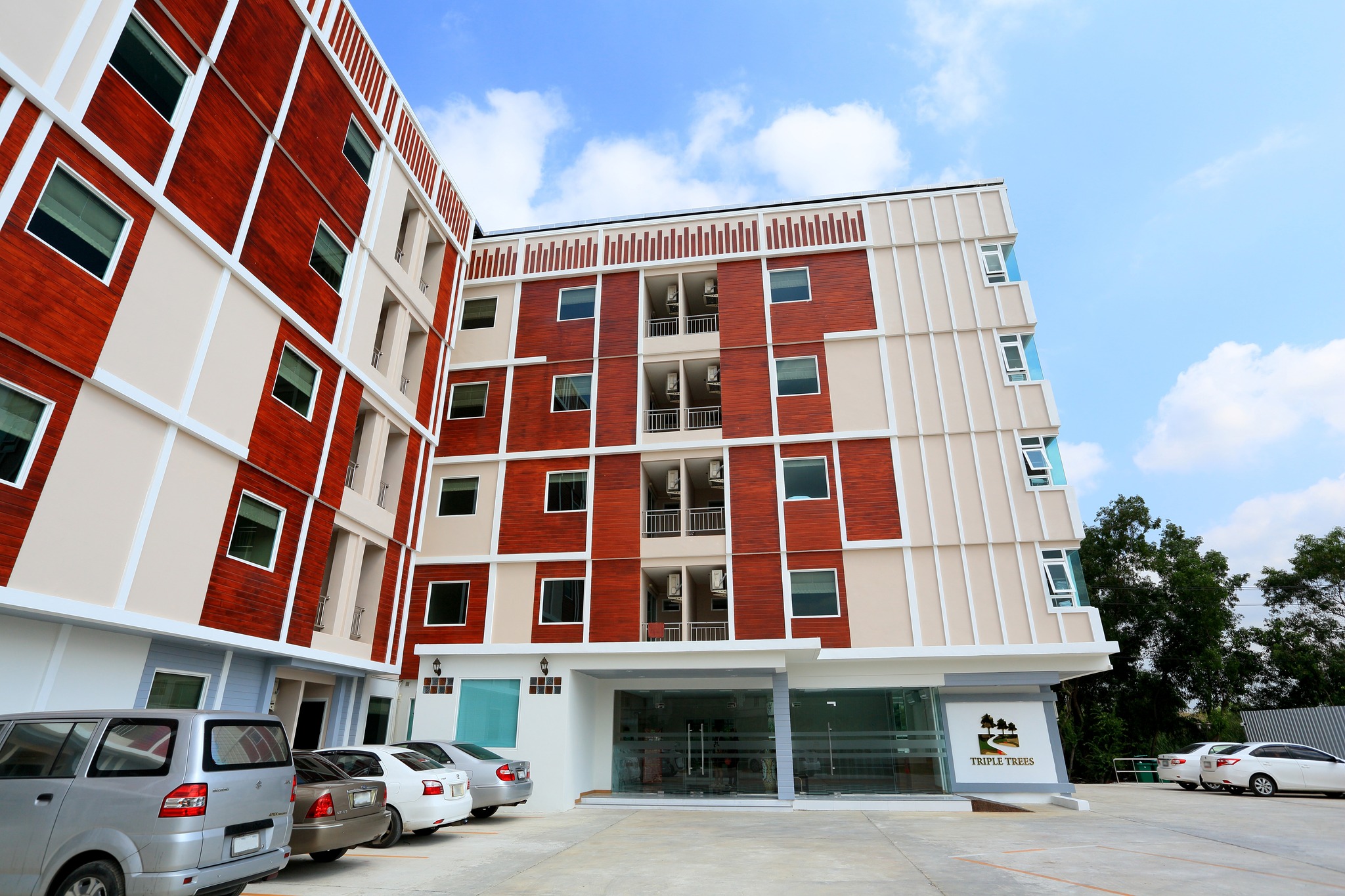 📍📢Tripletreeshotel ขอแนะนำ ที่พักใกล้ มหาลัยในย่านปทุมธานี 📍📍